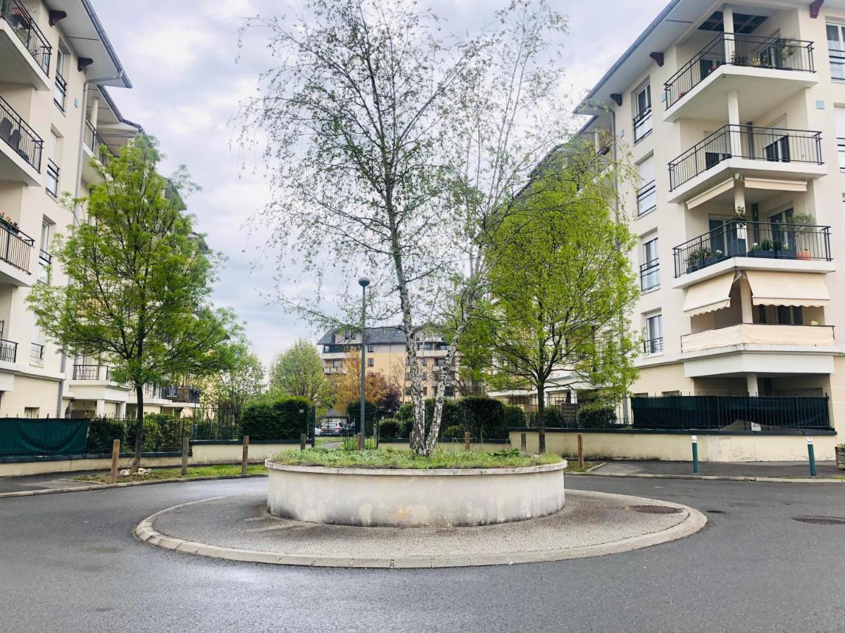 Cosy Apartement Near Geneva Saint-Julien-en-Genevois Εξωτερικό φωτογραφία